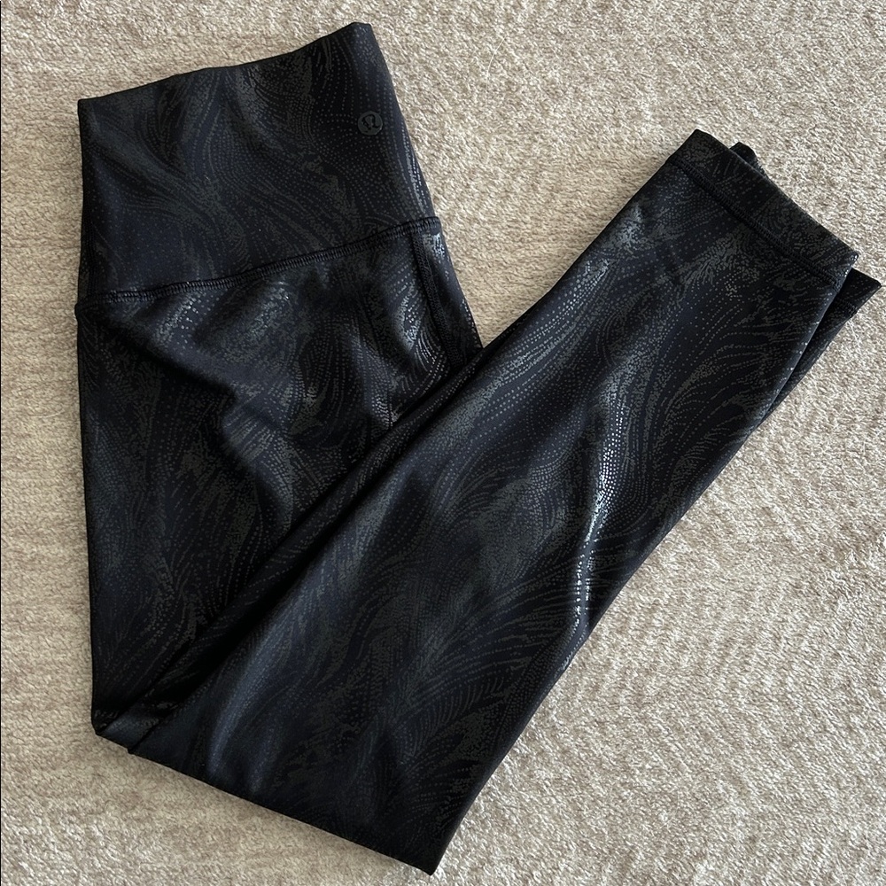 🖤Lululemon Athletica black Patterned Leggings